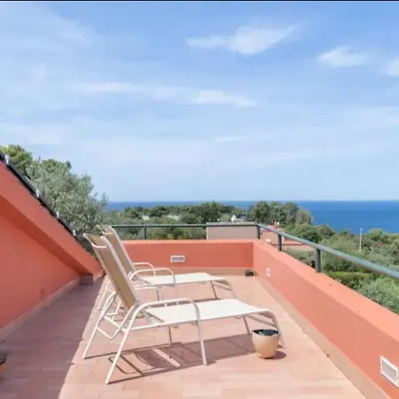 Villa 3 Bedroom La Calarossa Bay - Private Heated Pool & Whirlpool - Side (adults Only)