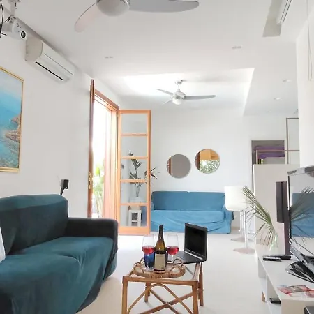 Villa 3 Bedroom La Calarossa Bay - Private Heated Pool & Whirlpool - Side (adults Only) Terrasini