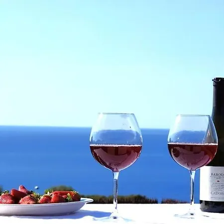 Seaside 200m From The With Heated Pool & Whirpool, Gargen (adults Only) Terrasini