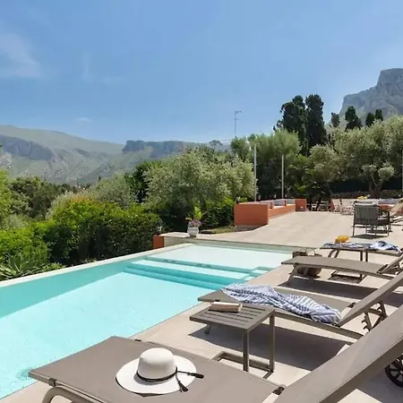 Seaside 200m From The With Heated Pool & Whirpool, Gargen (adults Only) Willa Terrasini